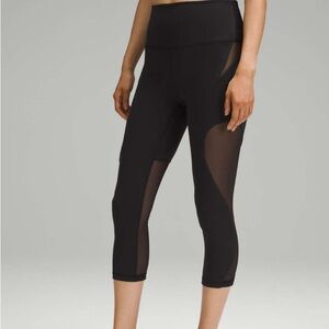 lululemon size 6 wunder train mesh panel crop 21”
